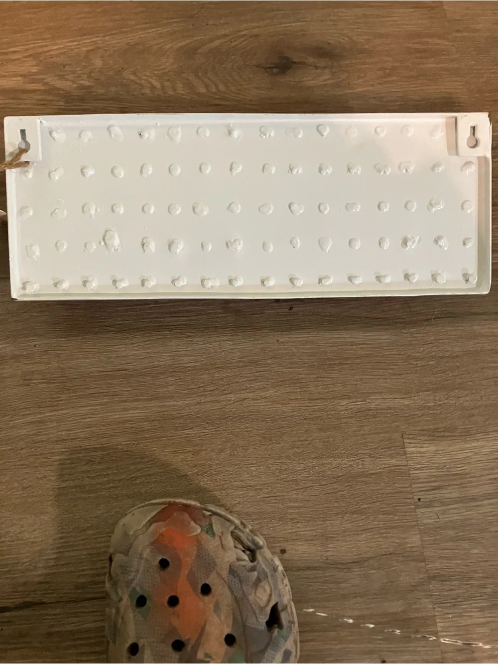 N/A white plastic